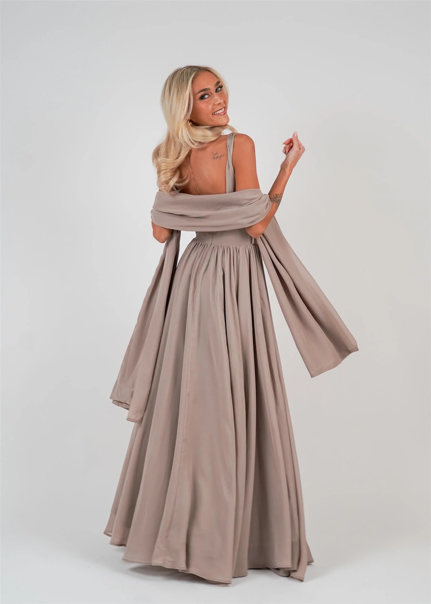 Alisa Dress - Image 7