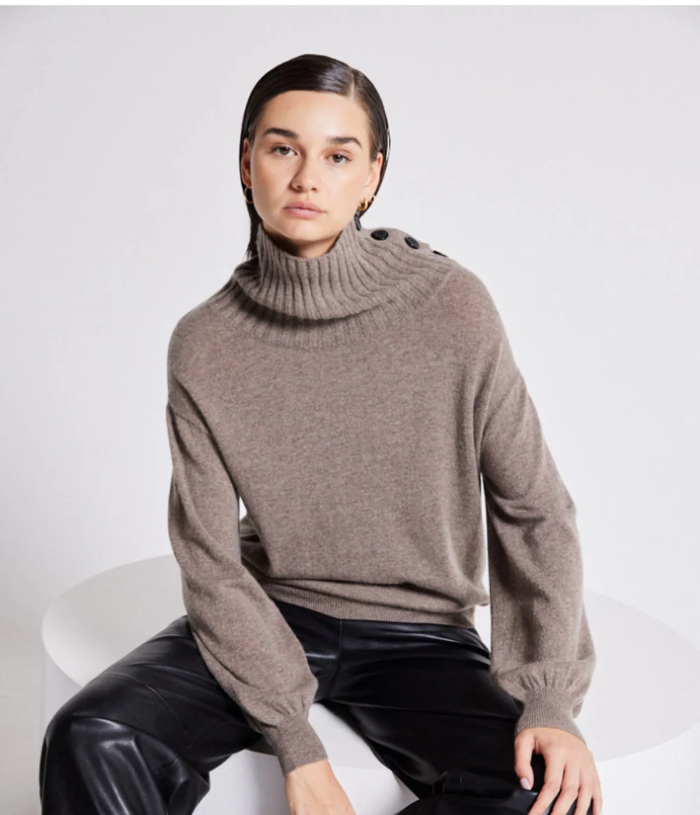 Beige Pull Col Montant