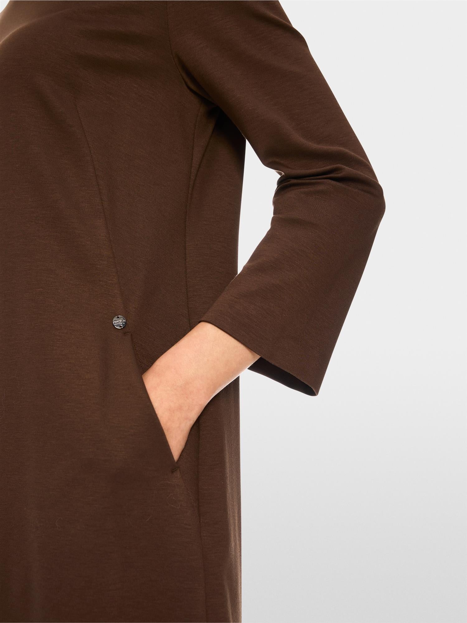 Brun Sporty jersey dress - Image 8