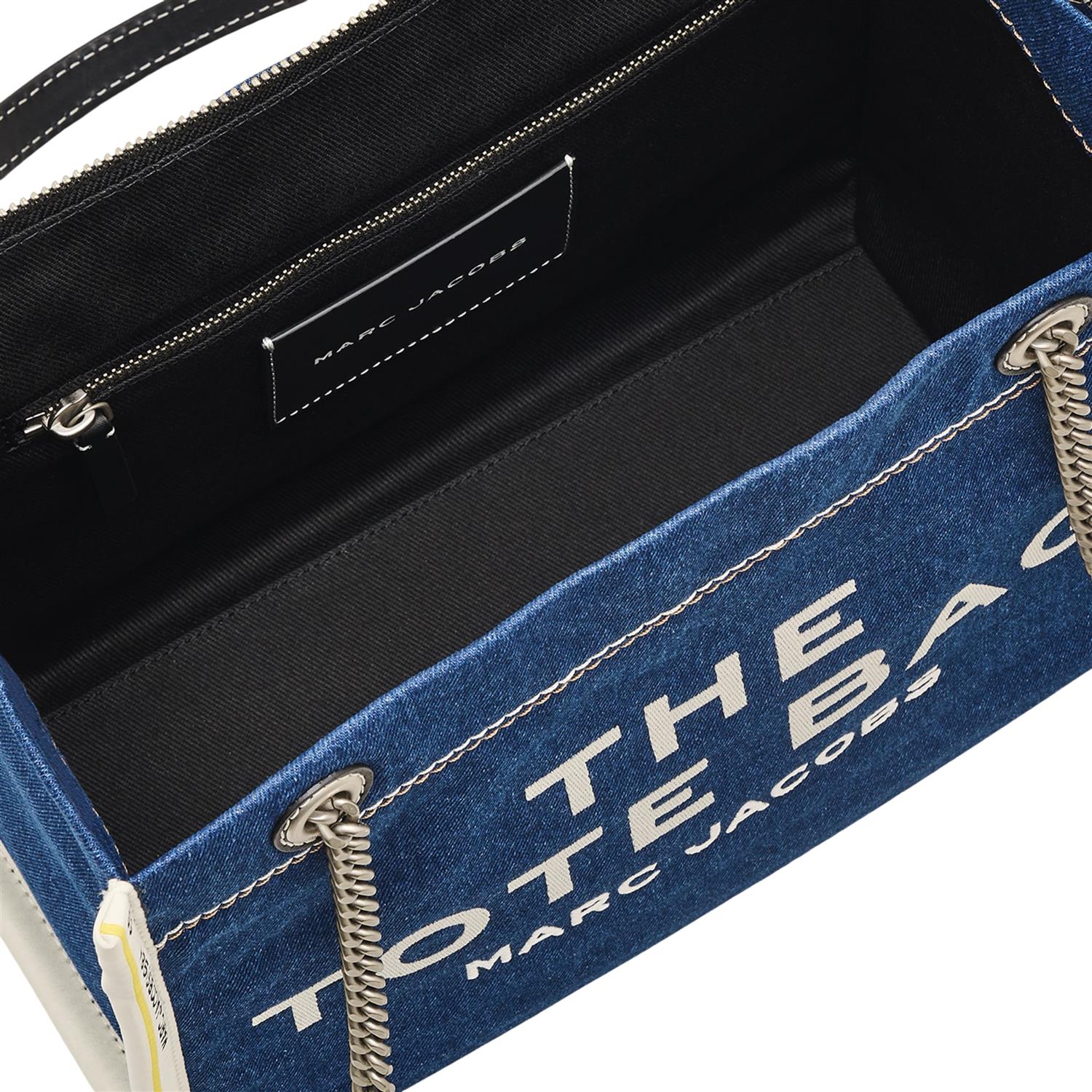 Dark Wash The medium Tote Denim Chain Tote bag - Image 4