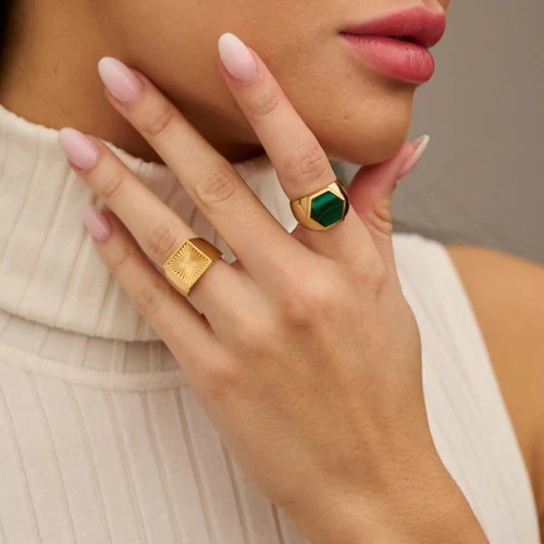 Gull Malachite Hex Ring - Image 2
