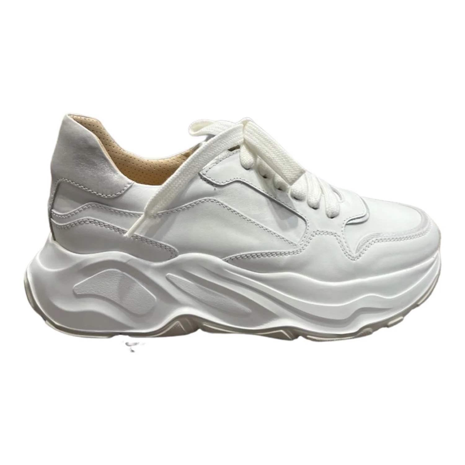 Hvite Sneakers
