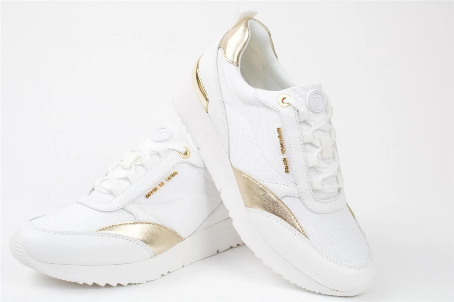 Hvite sneakers - Image 2