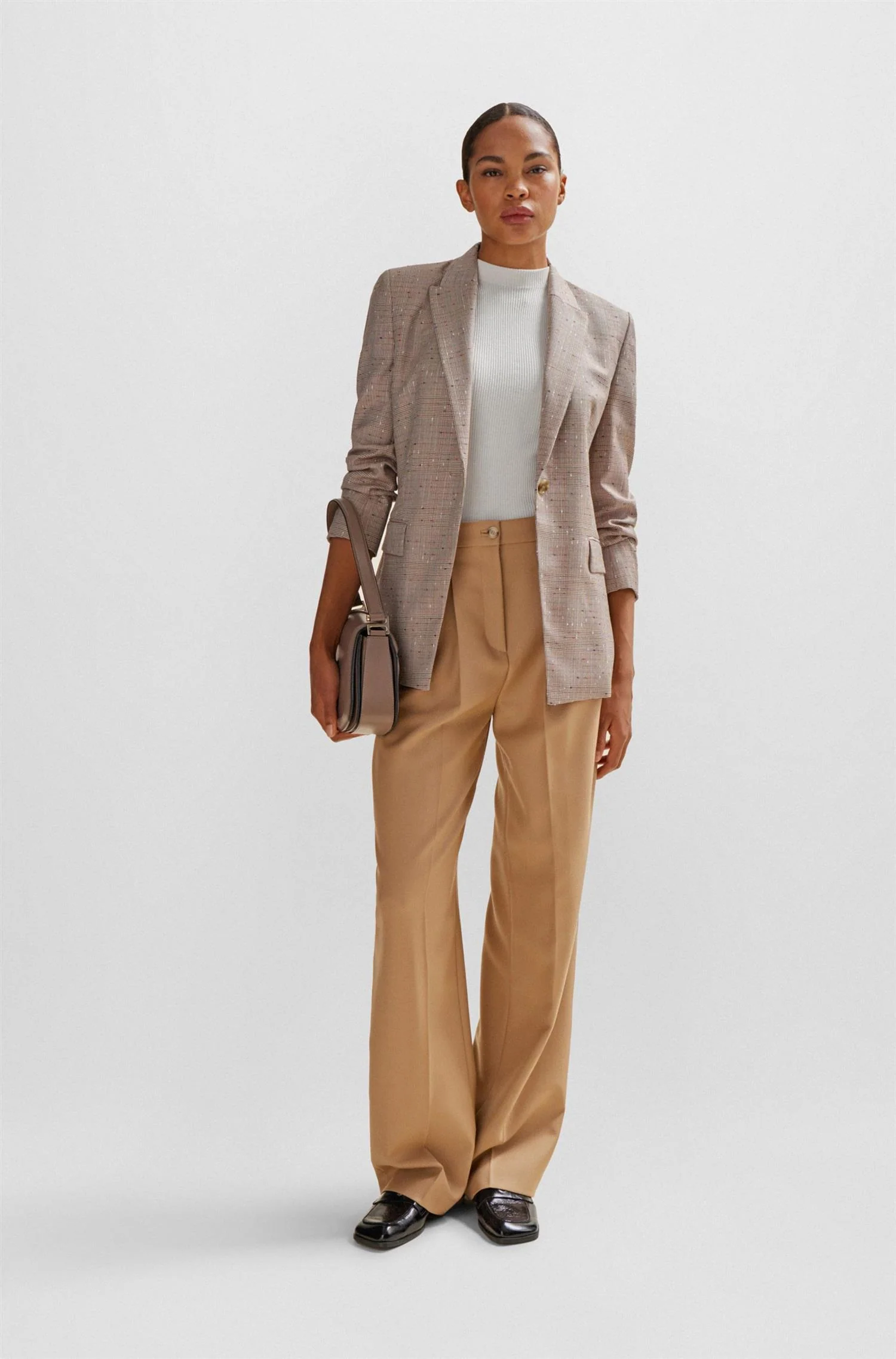 Medium Beige Takua1 - Image 2