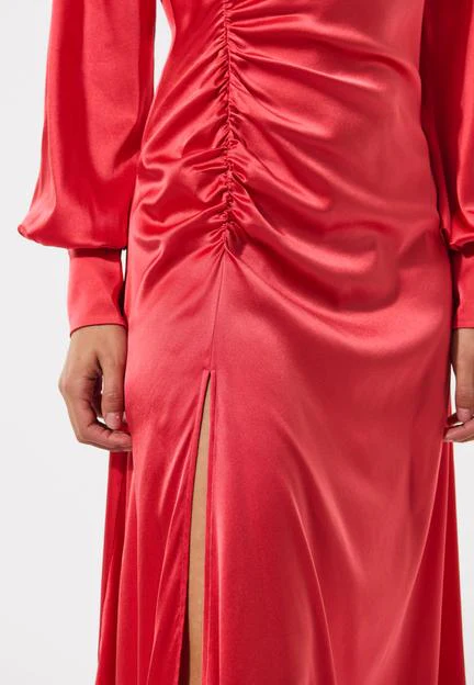 Rød MajDea Dress with draping details - Image 4