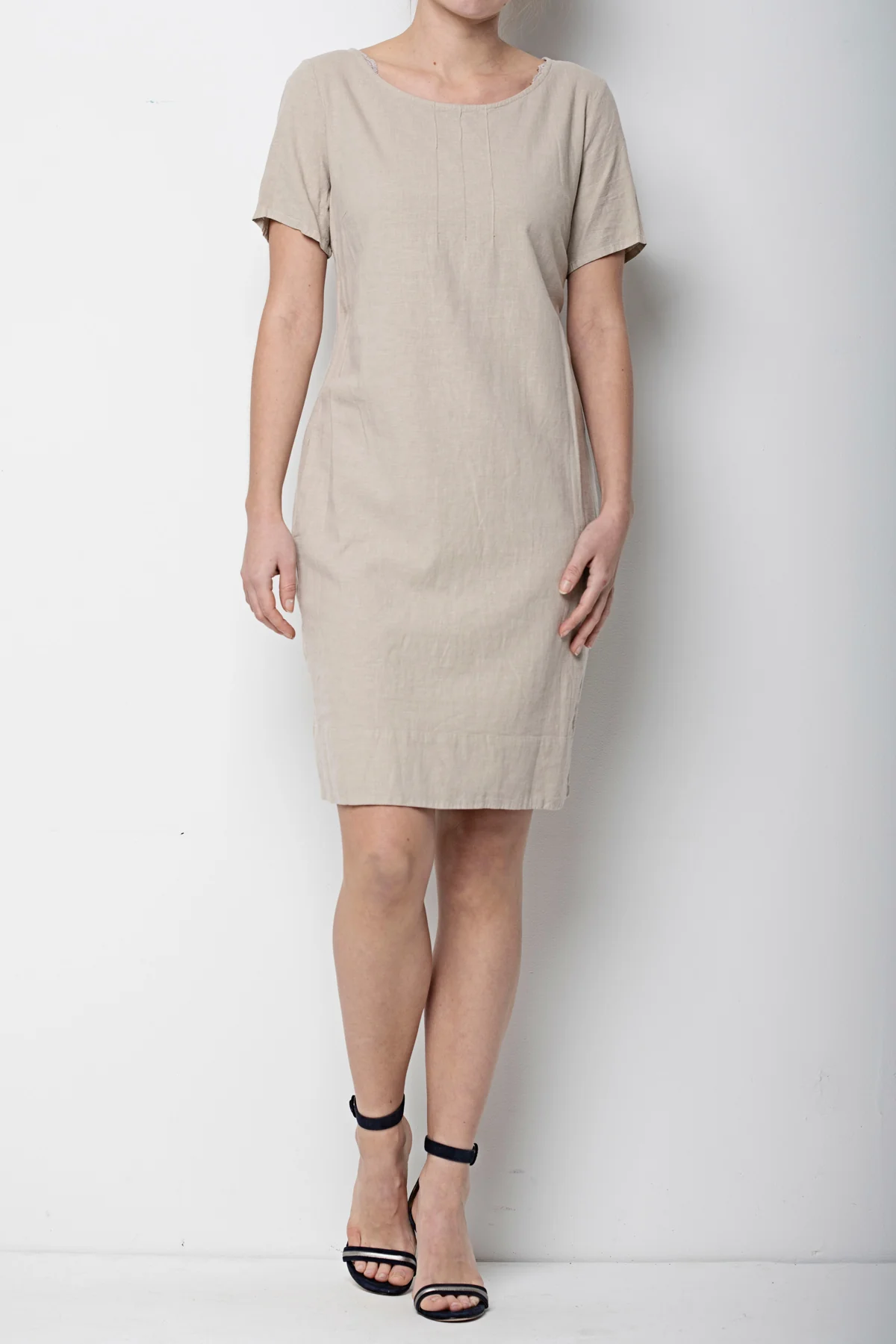 Sand VIvi Linnen dress