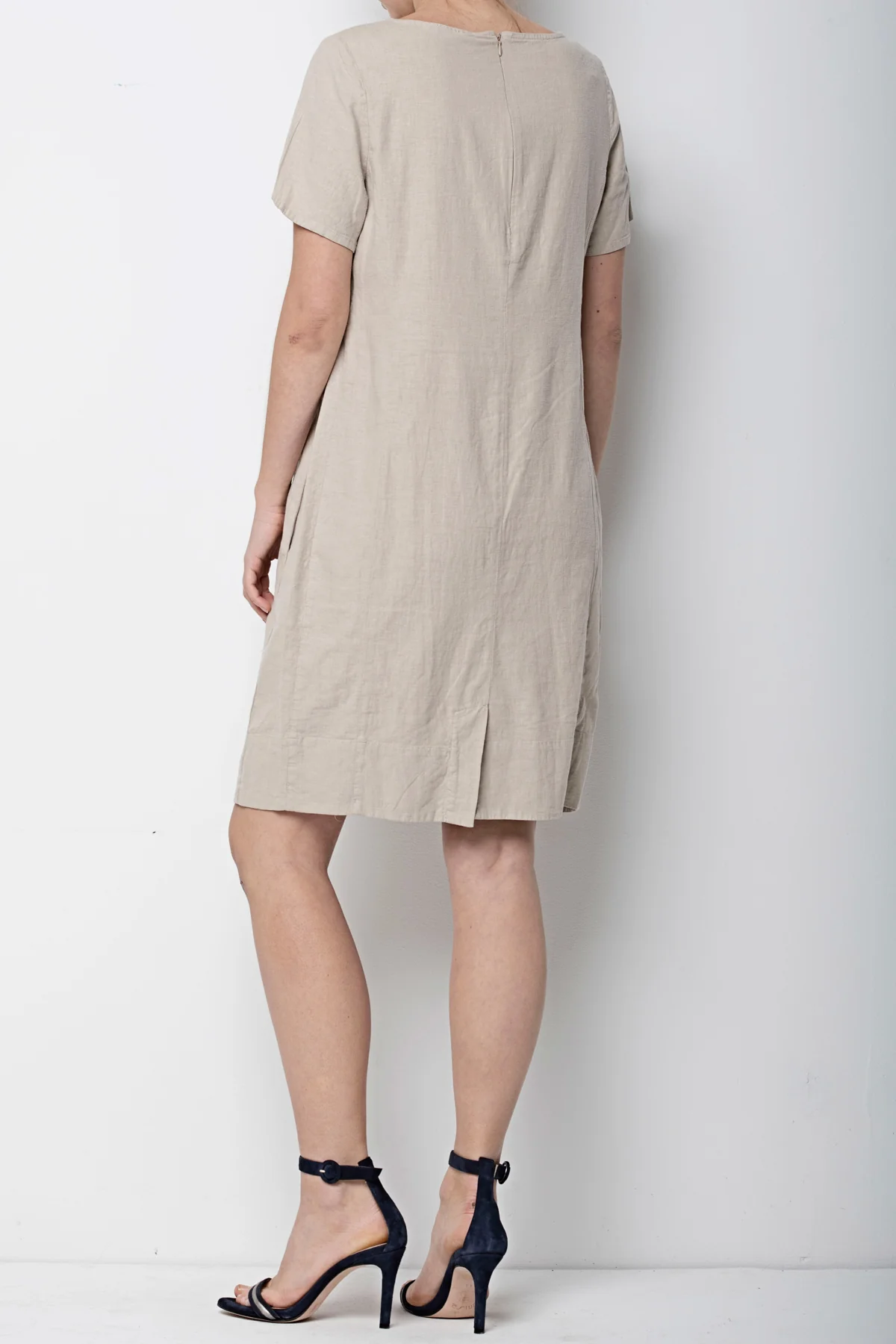 Sand VIvi Linnen dress - Image 2