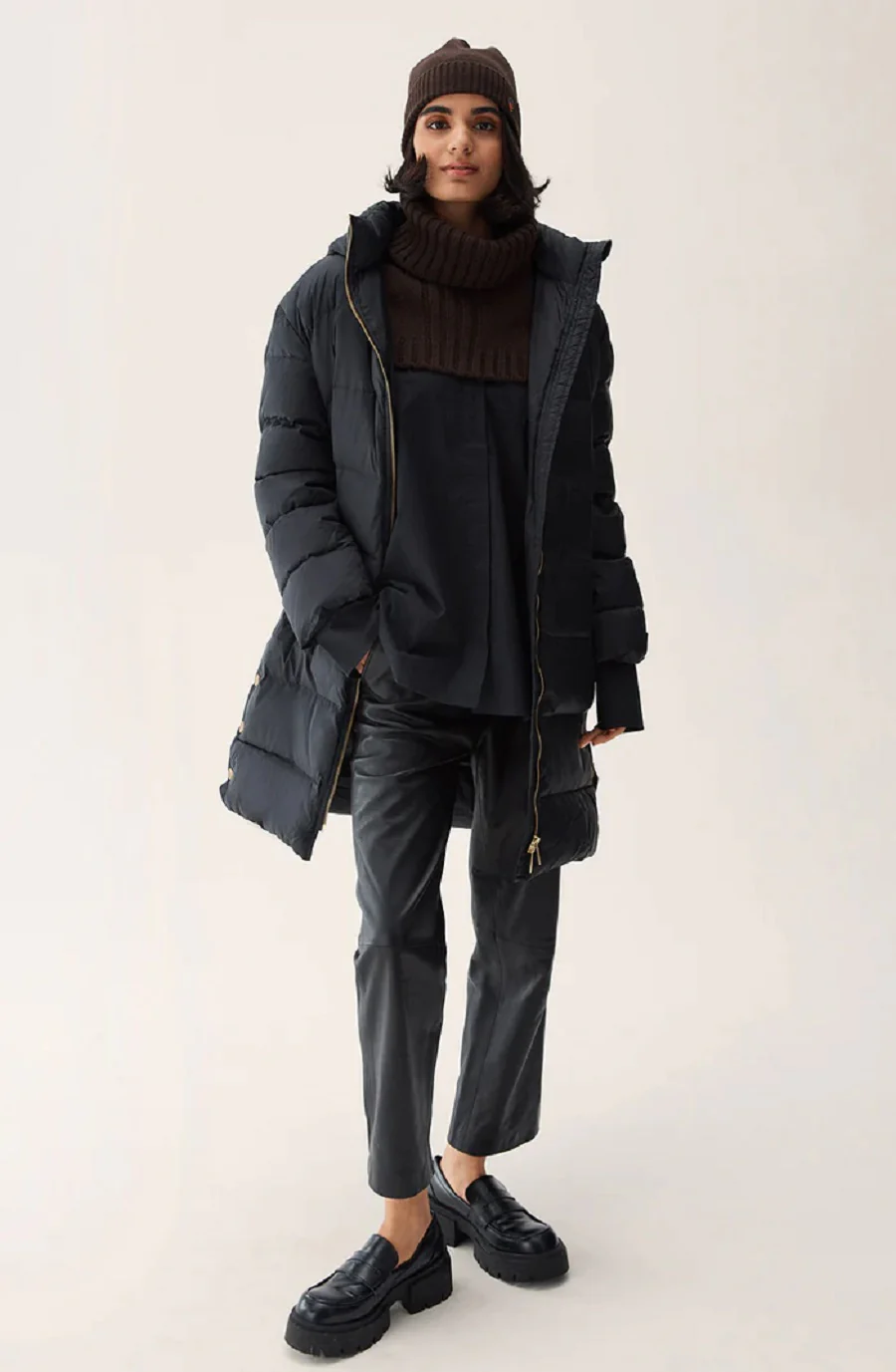 Sort Farida Down Coat - Image 4