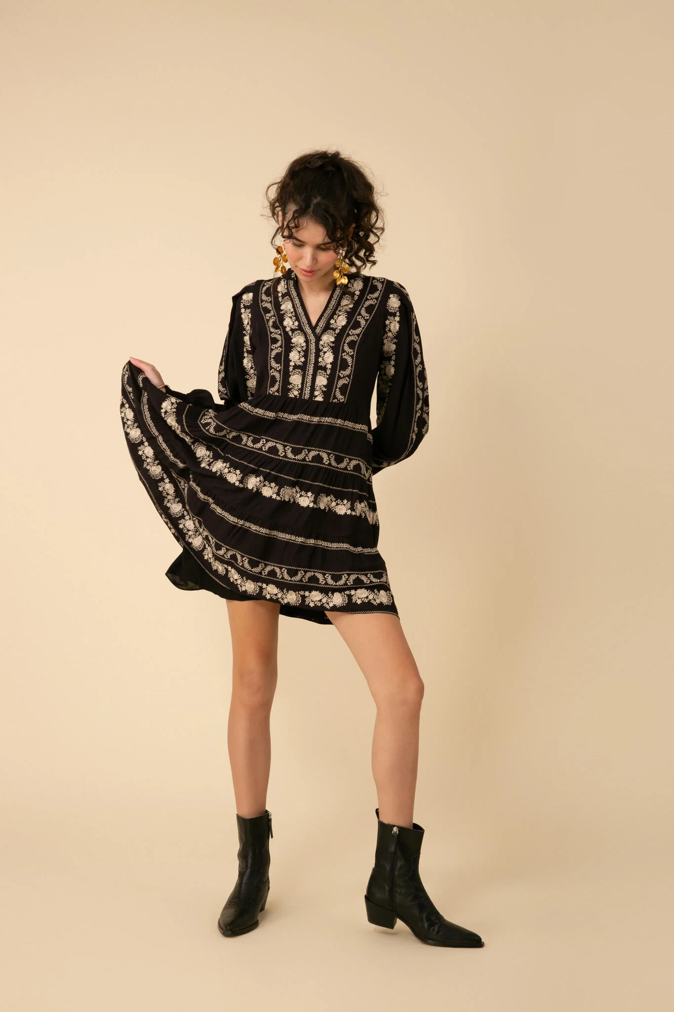 Sort Lune Dress - Image 4