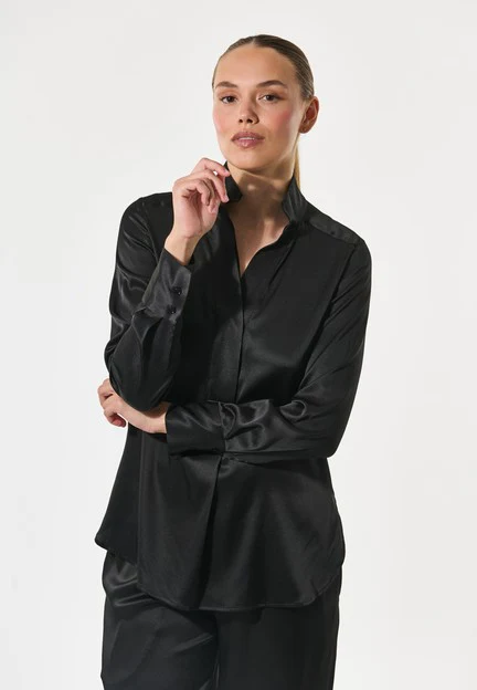 Sort NateDEA blouse - Image 5