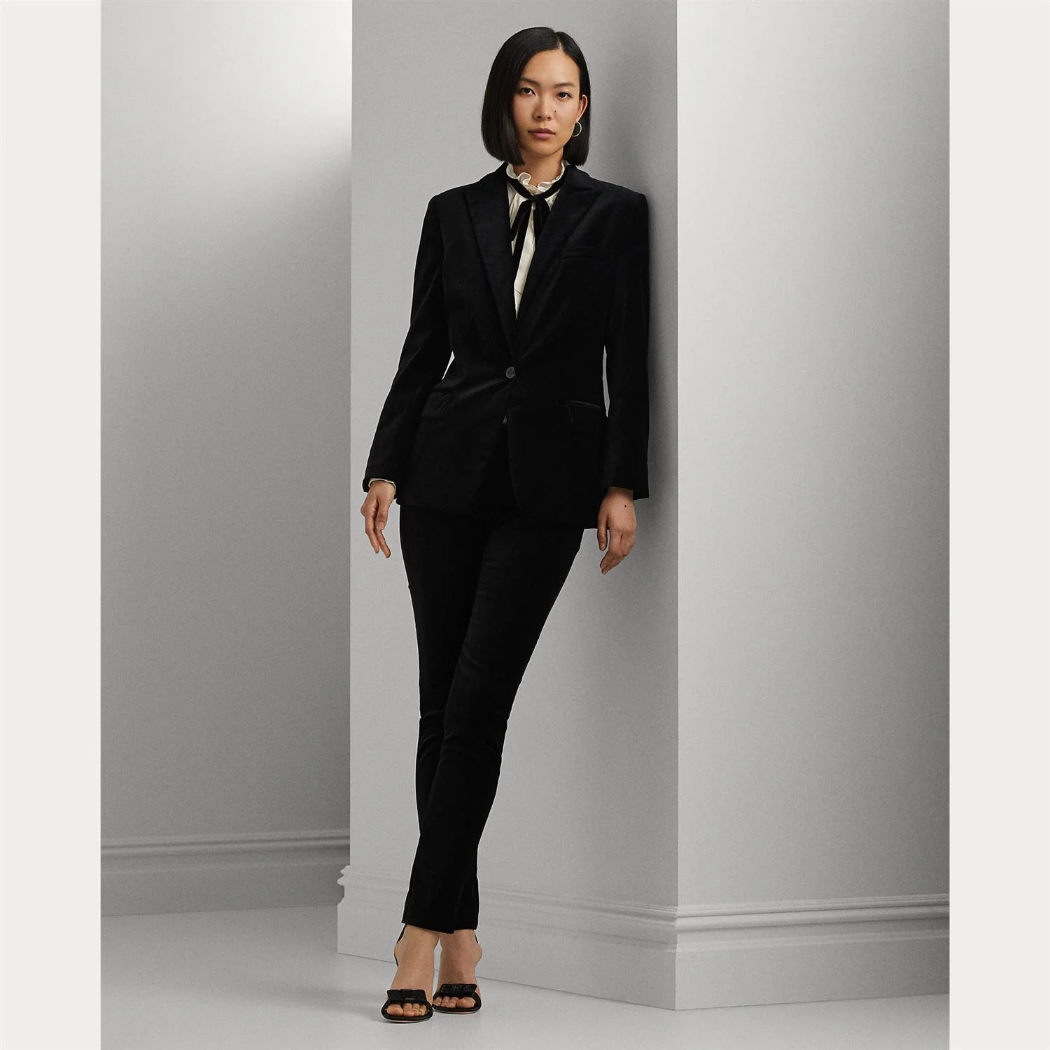 Sort Stretch Velvet Blazer - Image 3