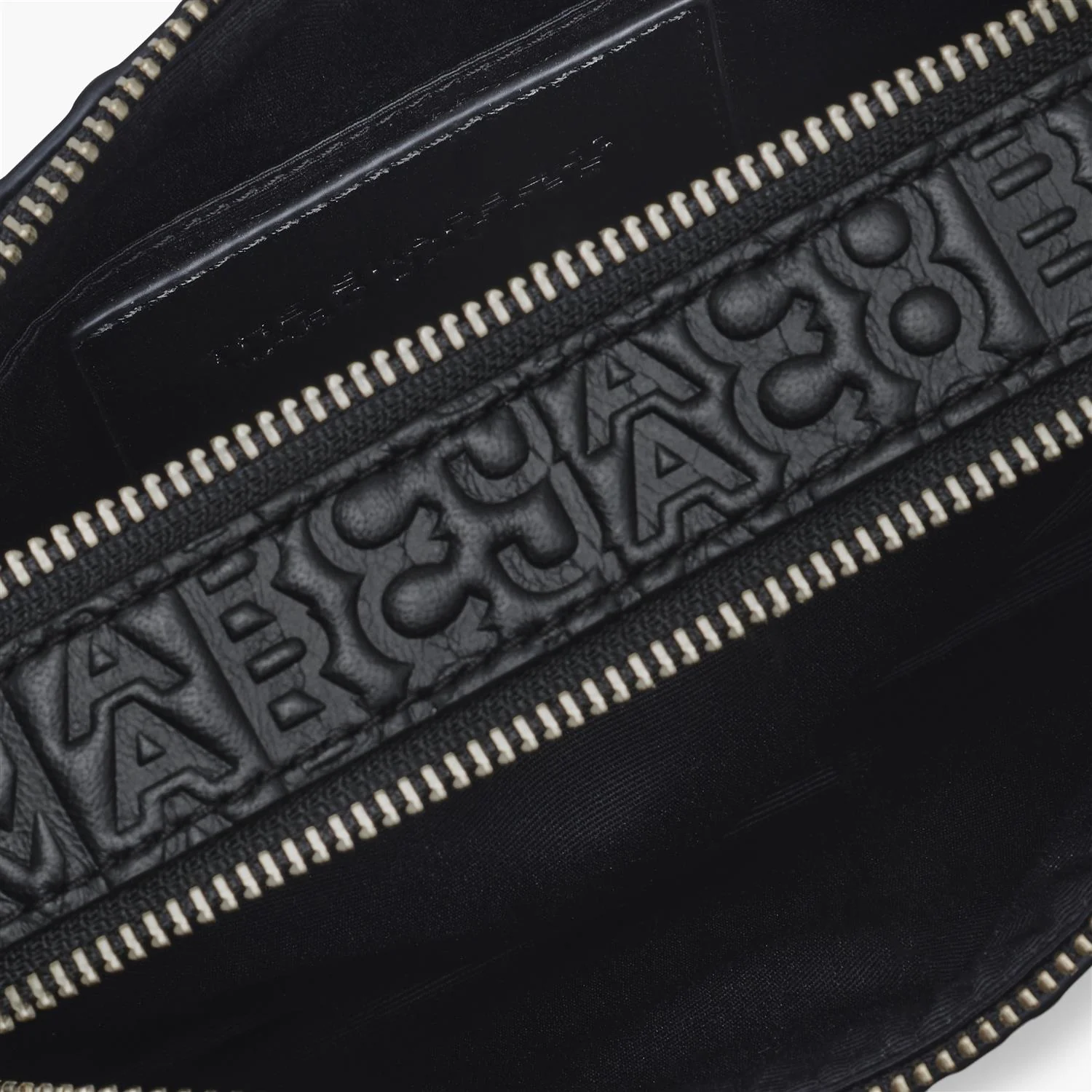 Sort The Snapshot Monogram - Image 6