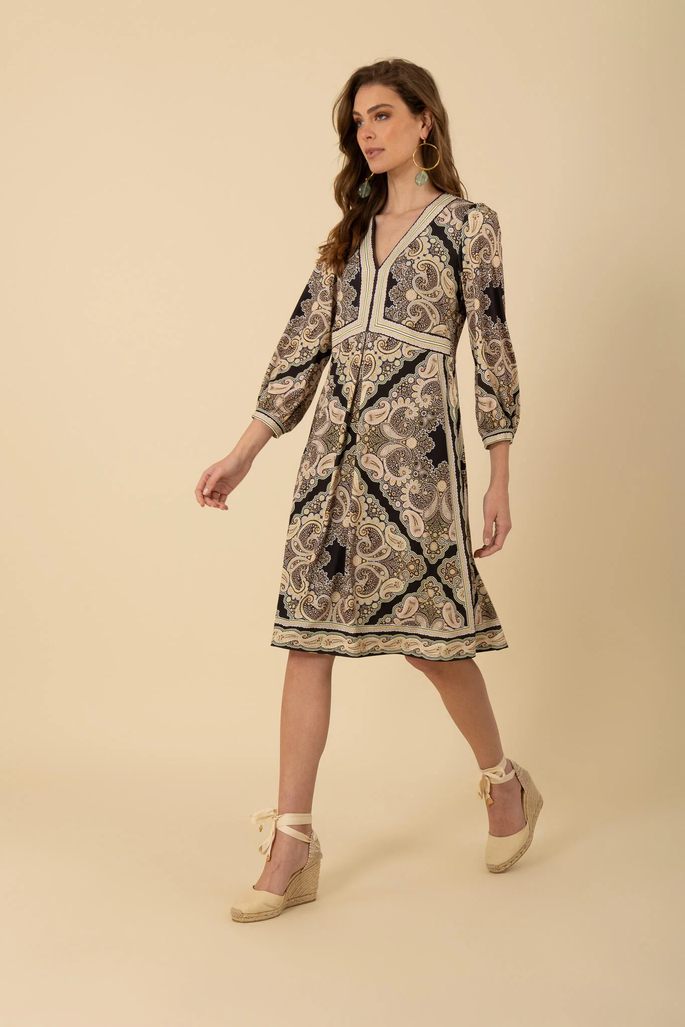 Sort Zariyah Midi Dress - Image 4