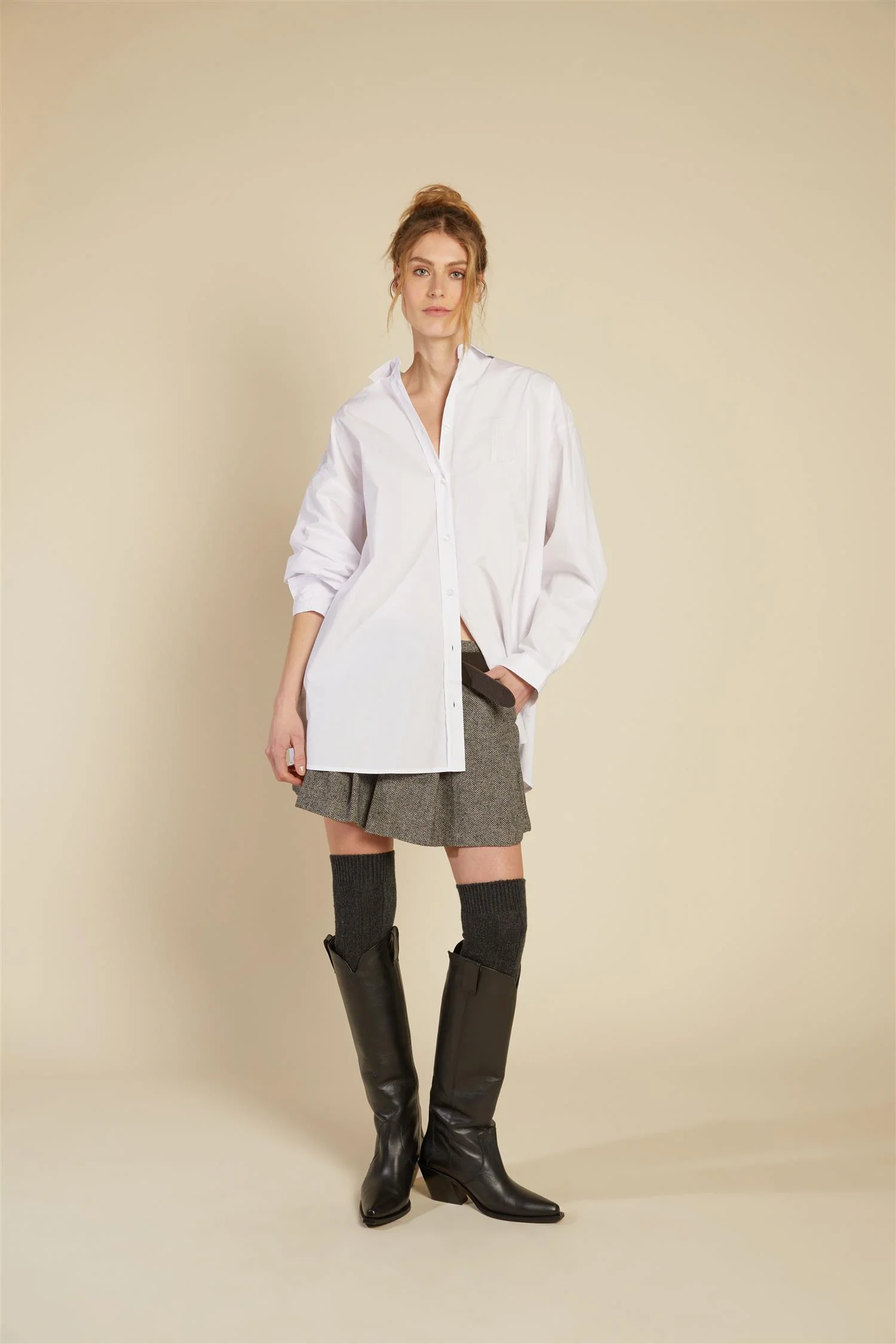 White Stella Solid - Image 3