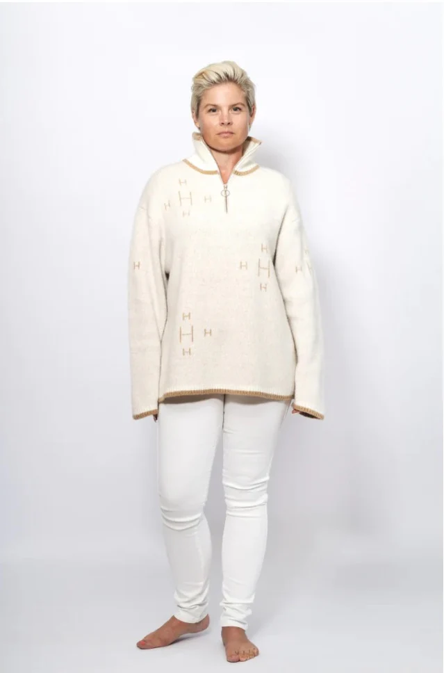 White Zip Sweater - Image 4